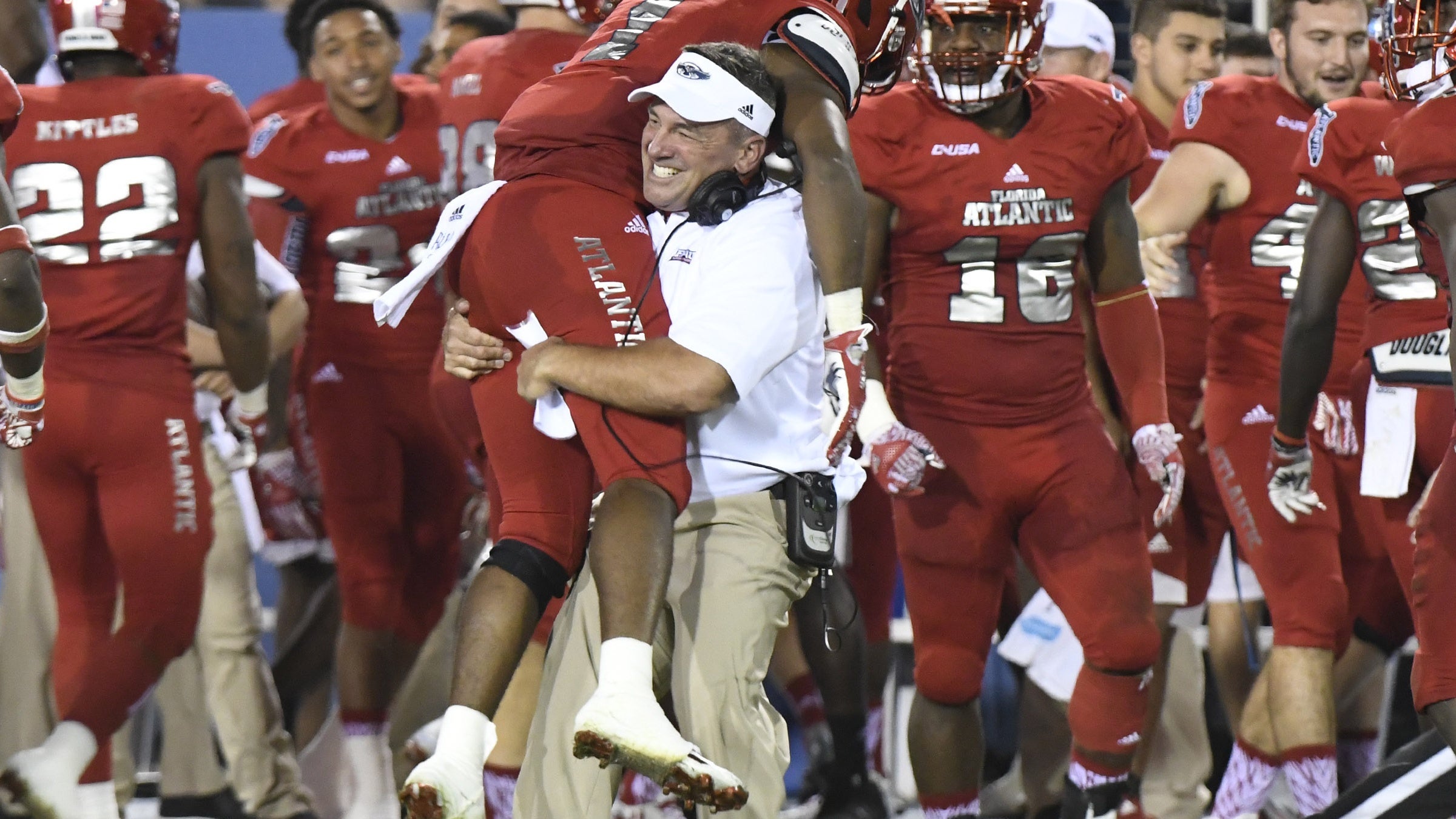 申花队报：不敌澳大利亚遭遇3连败后 伊万又甩锅了